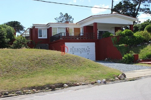 Imagen 4 de 13 de Mansa A Una Cuadra De La Playa