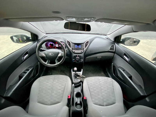 Imagem 9 de 15 de Hyundai Hb20s 1.6m Comf