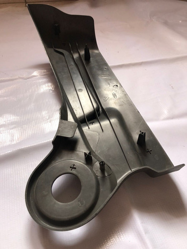 Tapa Moldura Lateral Asiento Izquierdo Ford Fiesta 04-11 (Usado)
