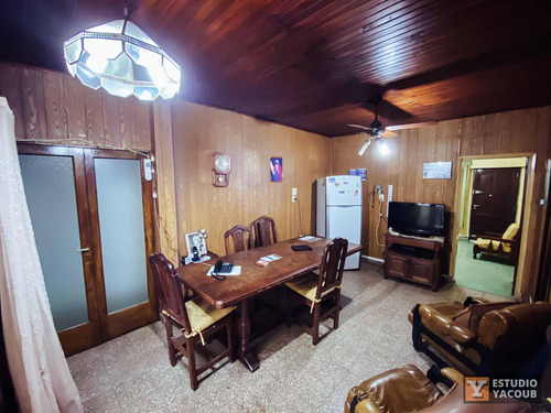 Casa En Venta - 3 Dormitorios 4 Baños Local - 433mts2 - Ensenada