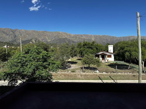 Casa En Av. Del Deporte Comodidad Y Estilo A 500 M De La Av. Del Sol