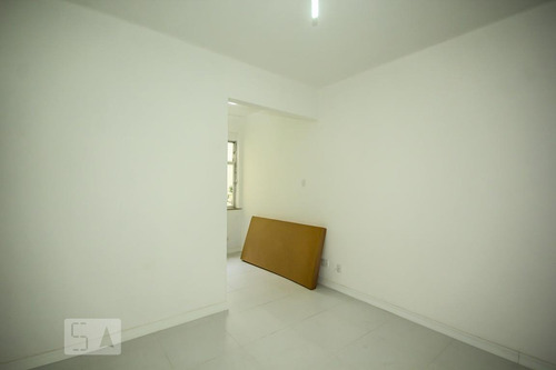 Apartamento Para Aluguel - Copacabana, 1 Quarto, 48 - 892898249