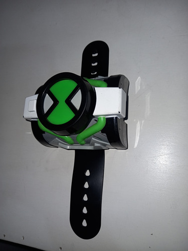 Reloj Omnitrix Omni Strike De Ben 10 (de Uso) (Usado)