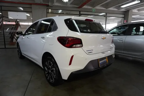 Chevrolet Onix 1.0T Premier Hatch At
