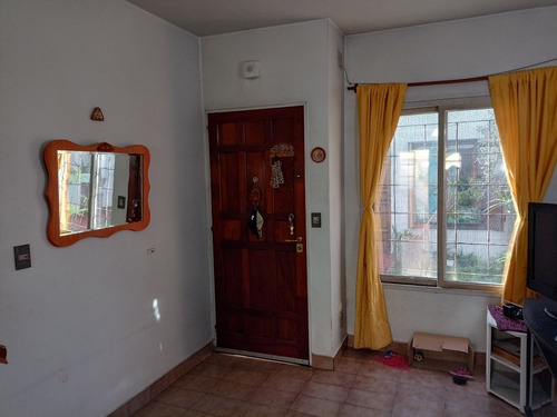 Imagen 2 de 19 de Duplex 2 Ambientes En Complejo Seguro. Ramos Mejia