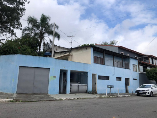 Oportunidade! 2 Casas Com 2 Dormitórios Cada Em Terreno Amplo De 355m² Ideal Para Moradia Ou Renda!
