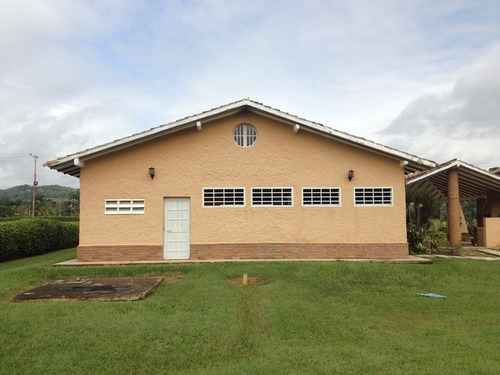 Imagen 8 de 30 de Negociable. Hermosa Casa En El Safari Country Club, Carabobo. 04125038440