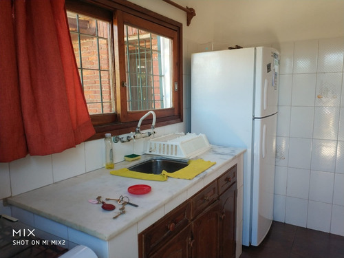 Imagen 13 de 20 de Excepcional! Chalet 3 Dormitorios Y Demás En Excelente Condiciones