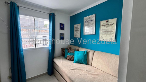 Casa En Venta En Campo Claro 3 Niveles Caracas Angela Tochon