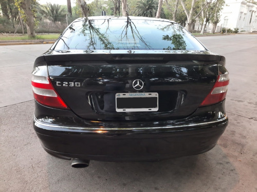 Imagen 4 de 9 de Mercedes Benz Clase C 230 V6 At Sportcoupé Evolution
