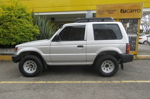 Mitsubishi Montero 2.4 V11 Mt