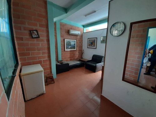Imagen 8 de 12 de Edificio Comercial En Venta En La Zona De La Candelaria Cód 146616 Lucrecia Escorcha