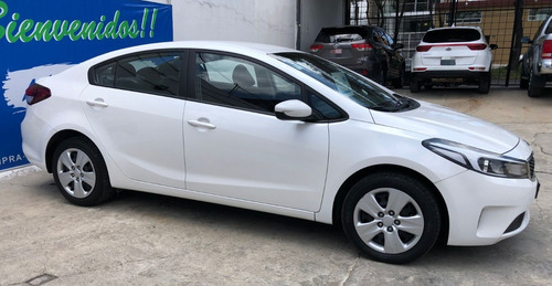 Imagen 4 de 15 de Kia Forte Lx 2.0