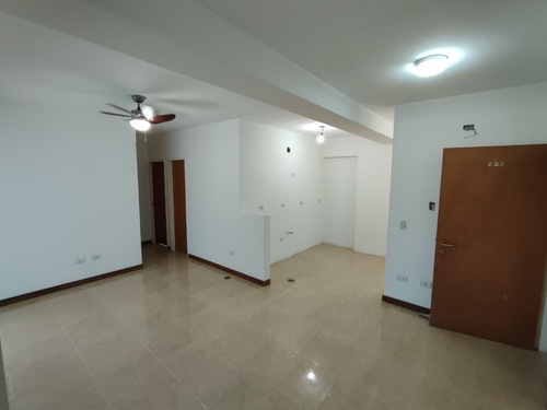 Apartamento En Venta En Obra Blanca Res. Caruay - Urb. Campo Alegre