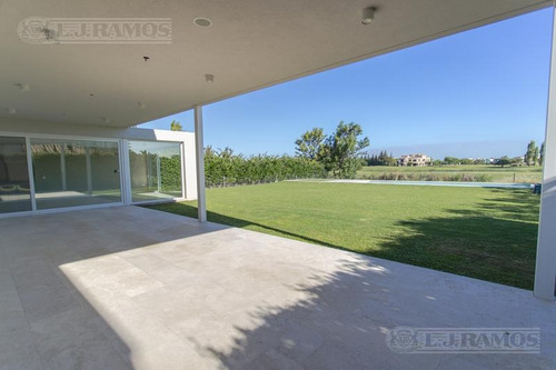 Imagen 6 de 16 de Casa En Venta En El Golf - Nordelta
