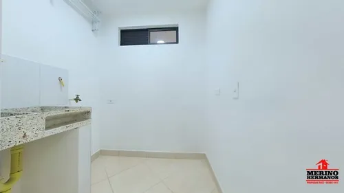 Apartamento En Arriendo En Medellín - La Candelaria