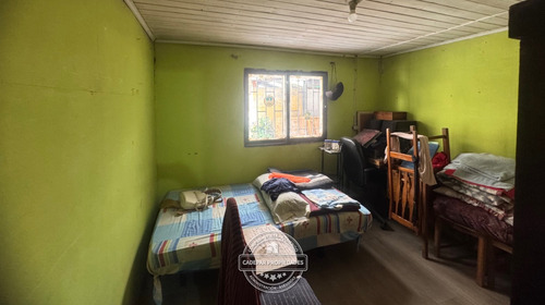 Vende Casa En La Comuna El Bosque Estacionamiento Para 3 Veh