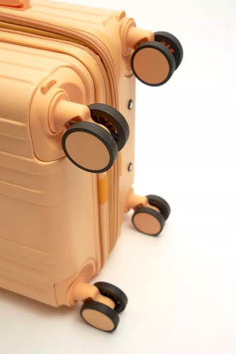 Valija Carry On 20 Pulgadas Mtl Abs Rígida Color Oro Ruedas Dobles 360° Liviana Resistente Equipaje De Mano Diseño Moderno Candado Tsa Organización Eficiente Ideal Viajes Negocios Placer Reforzada