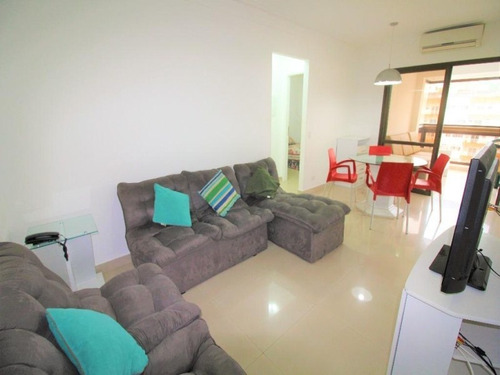 Imagem 2 de 17 de Guarujá Pitangueiras Flat 2 Dormitórios Ar Condicionado Piscina Lazer Completo Manobrista Serviço De Praia Portaria 24 Horas - Fl0011 - 34708972