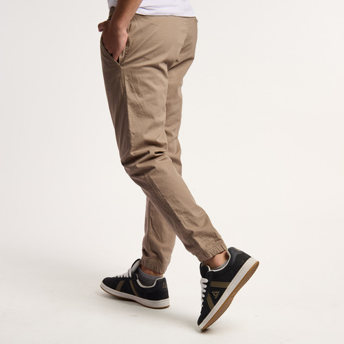 Pantalón Hombre Kevingston Babucha Cabral Gabardina Beige