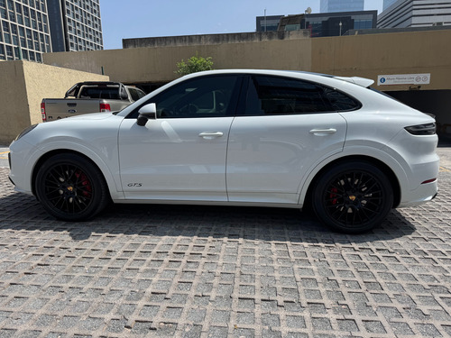 Porshe Cayenne Gts Coupe