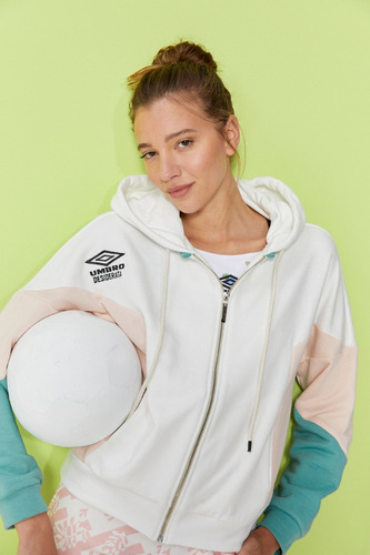 Campera Knit Umbro X Des - Blanca Mujer Desiderata