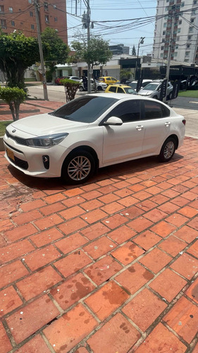 Kia Rio Sedán Kia Rio 2018