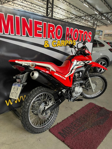 Bros 160 Es