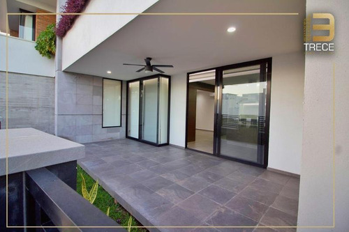Imagen 3 de 24 de Extraordinaria Casa En Lomas Diamante Con Terraza Y Vista Al Mar