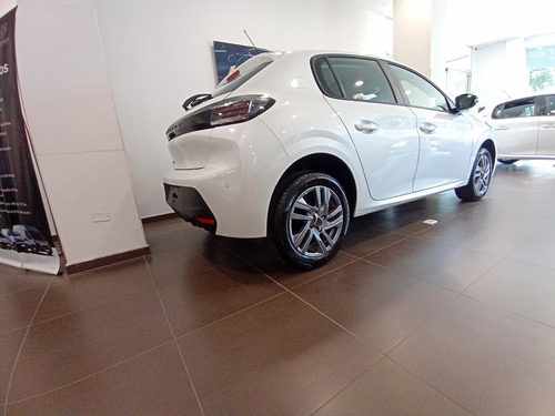 Peugeot 208 1.6 Allure At