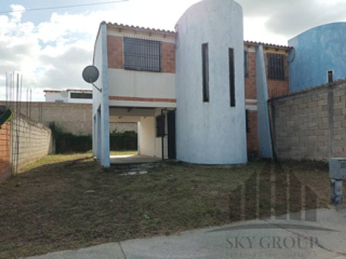 Imagen 1 de 12 de Noreida Delgado +58 414-1431887 / Townhouse En Venta La Cumaca San Diego, Res Rivera Country Club.