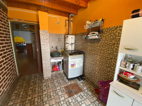 Casa En Venta 3 Dormitorios - Centenario