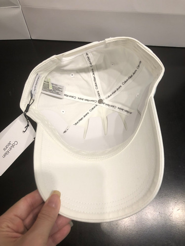 Gorra Calvin Klein Unisex Original Blanco Os (significa Talle Único) Bordado