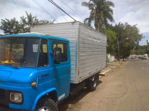 Imagem 6 de 10 de Mercedes Bens 608d