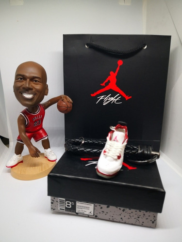 Llavero 3d Tenis Jordan Retro 4 Catrina