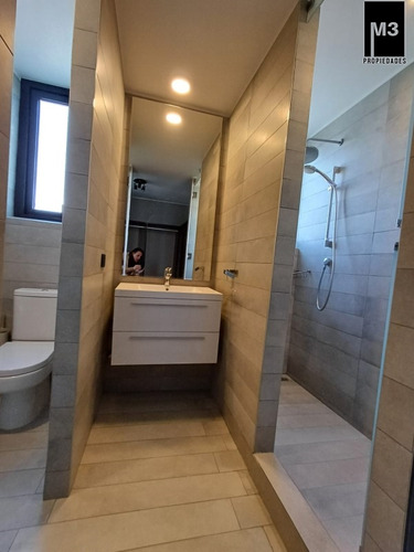 Venta Dpto. Triplex 3d/3b + Serv., Estadio Croata