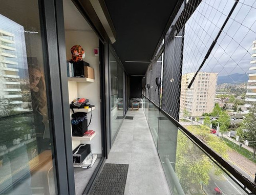 Departamento En Venta De 2 Dorm. En Lo Barnechea