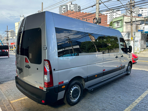 Renault Master L3h2 Minibus - Executiva 16 Lugares