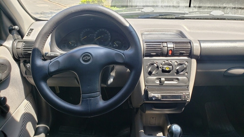 Chevrolet Classic Corsa Classic Life