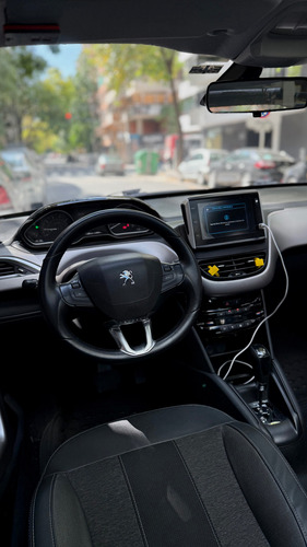 Peugeot 208 1.6 Feline Tiptronic