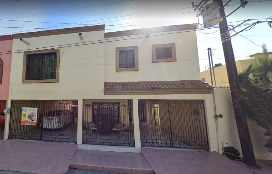 Casa En Rem,ate Bancario En Fidel Velazquez, Cadereyta Jimenez. (60% Debajo De Su Valor Comercial, Solo Recursos Propios, No Creditos)
