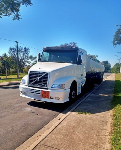 Imagem 4 de 15 de Volvo Nh12 Nh 380 6x2 Trucado 2001 = Nh Fh 113 112 142 Hw