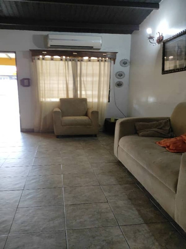 Se Vende Casa La Esmeralda Prc-154