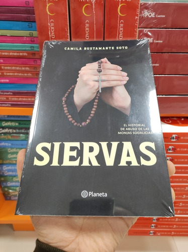 Libro Siervas - Camila Bustamante 