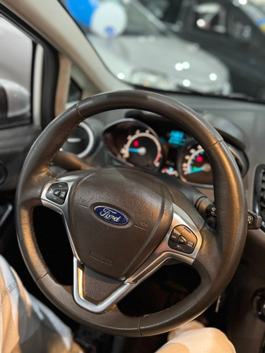 Ford Fiesta 1.6 16v Titanium Flex Powershift 5p