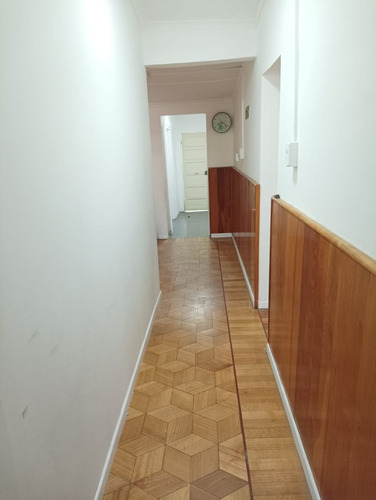 Arriendo Casa Remodelada 3 Dormitorios, 2 Baños, Patio