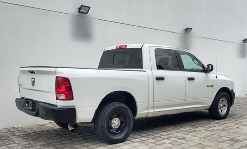 Imagen 4 de 12 de Ram 1500 Crew Cab Slt V6 4x2
