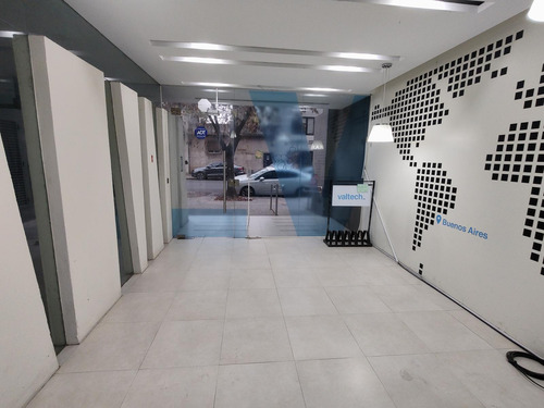 Edificio De Oficinas En Alquiler
