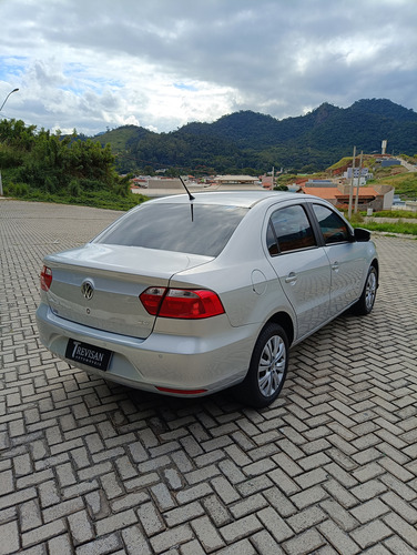 Volkswagen Voyage 1.6 16v Msi Aut. 4p