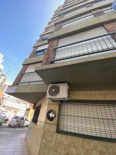 Imagen 3 de 7 de Venta- Depto 3 Ambientes A Remodelar !